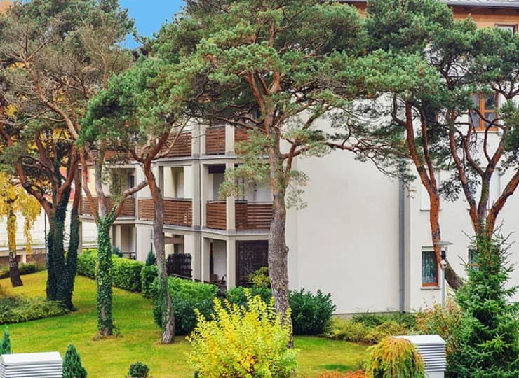Apartamenty Sun & Snow przy ul. Wczasowej otoczone są zielenią