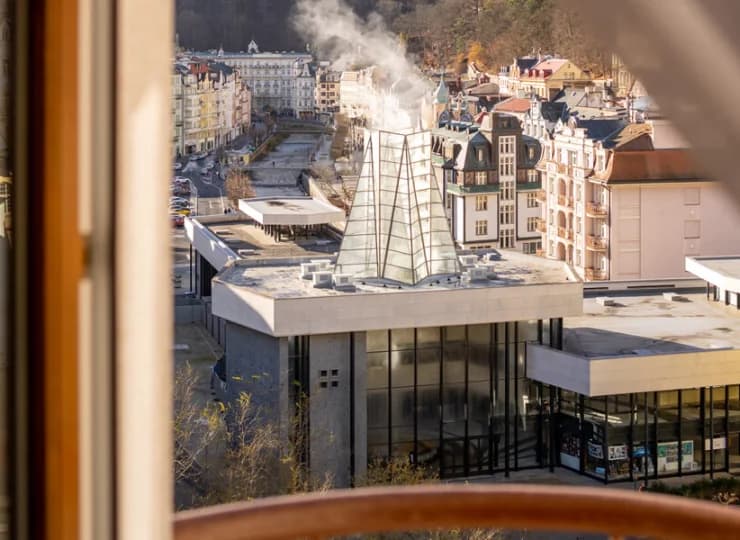 Widok na słynne łaźnie uzdrowiskowe