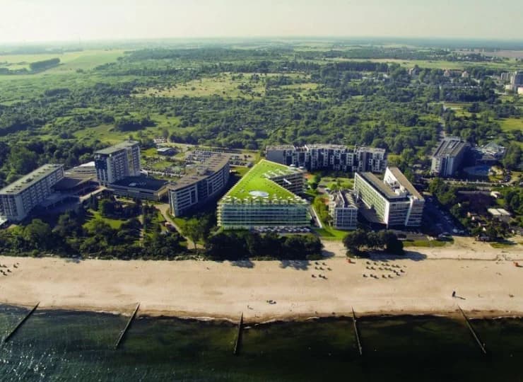 Nowoczesna infrastruktura świetnie wpisuje się w nadmorskie otoczenie