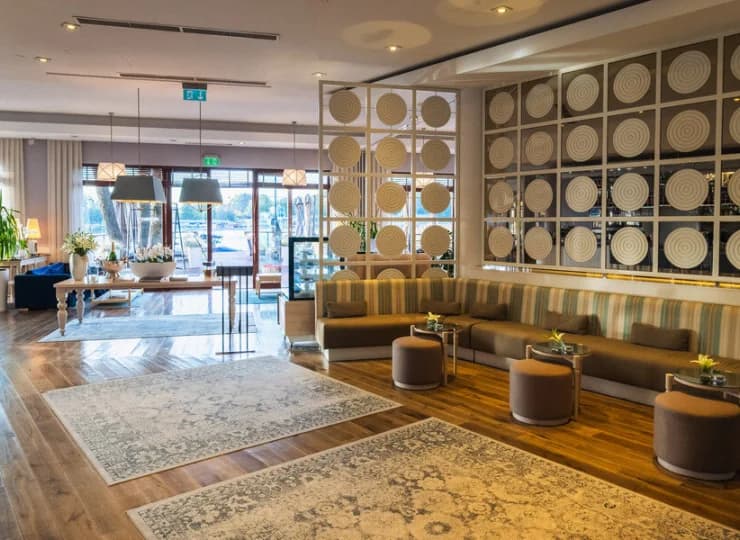 W hotelu jest także bar w lobby