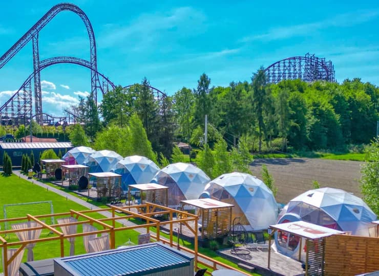 Holiday Park Zator sąsiaduje z Energylandią - największym parkiem rozrywki