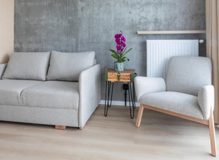 Rozkładana sofa może służyć za miejsce do spania dla 2 osób