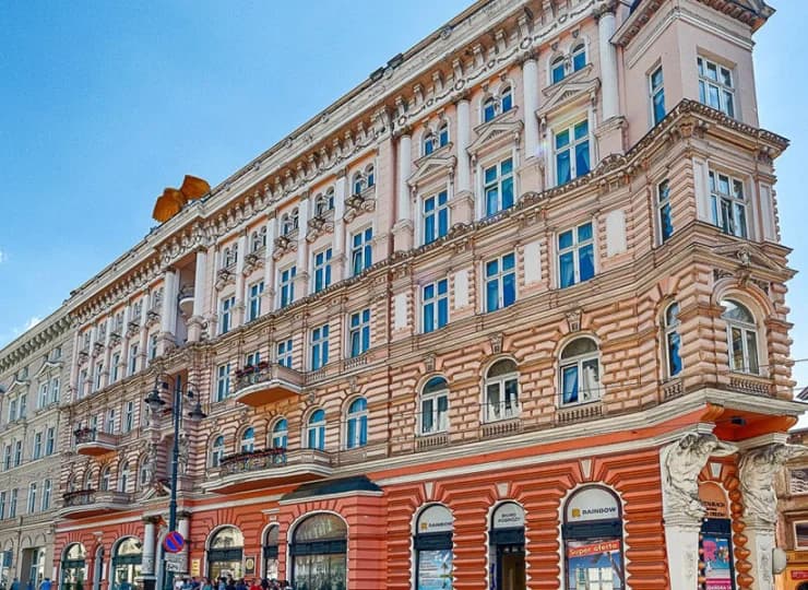 Focus Premium Pod Orłem to zabytkowy czterogwiazdkowy hotel w centrum Bydgoszczy