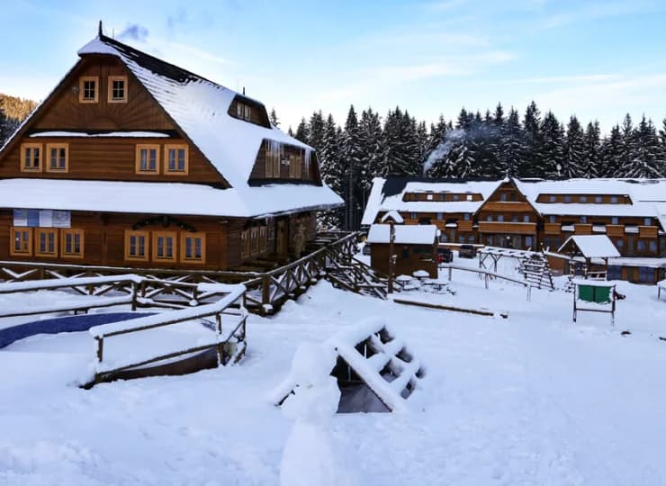 Ski Zabava Rezort to wyjątkowy górski kompleks na wysokości 930 m n.p.m.