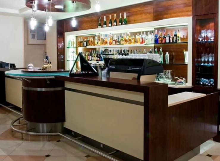 Po posiłkach goście mogą korzystać z oferty drink baru