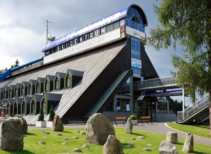 Hotel Skicentrum*** to propozycja dla miłośników wypoczynku na świeżym powietrzu