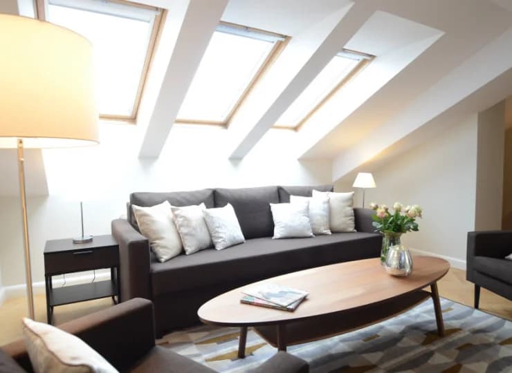Apartament 2-os. Deluxe Loft ma okna dachowe