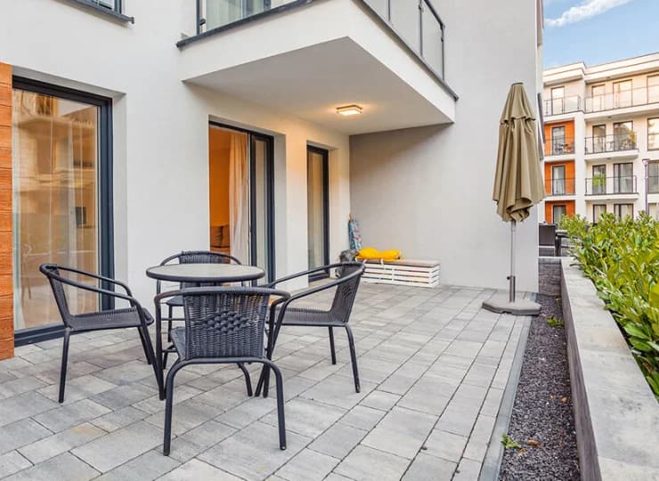 Każdy apartament ma własny balkon lub taras