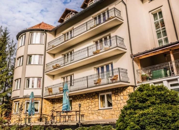 DW Beskidy zajmuje stylowy budynek wypoczynkowy