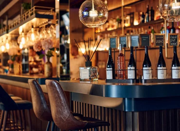 Kulinarną ofertę hotelu uzupełnia drink bar