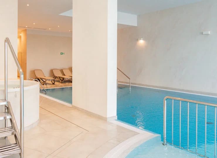 W strefie wellness jest też jacuzzi oraz sauna