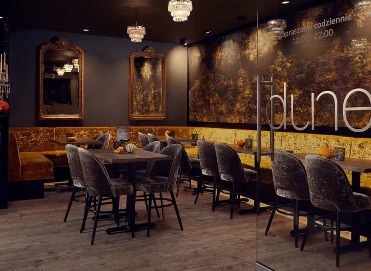 Dune Brasserie & Bar serwuje kuchnię europejską