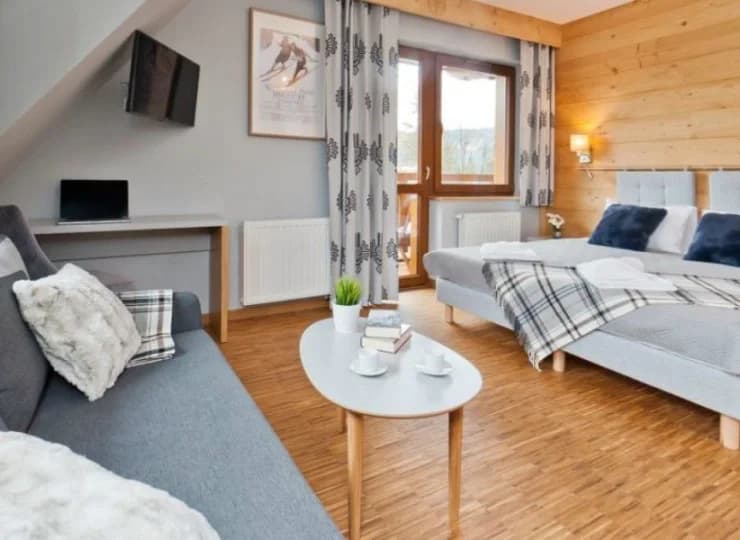Apartamenty są wyposażone w telewizor z płaskim ekranem i WiFi