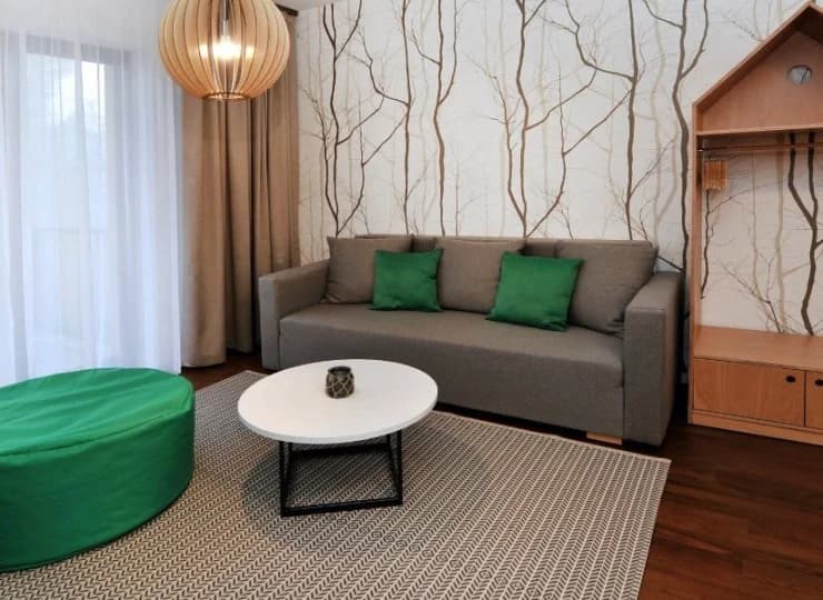 Na wyposażeniu jest TV z telewizją satelitarną oraz bezprzewodowy internet