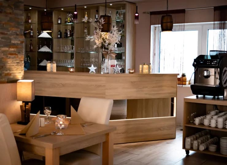 W hotelu można skorzystać także z drink baru