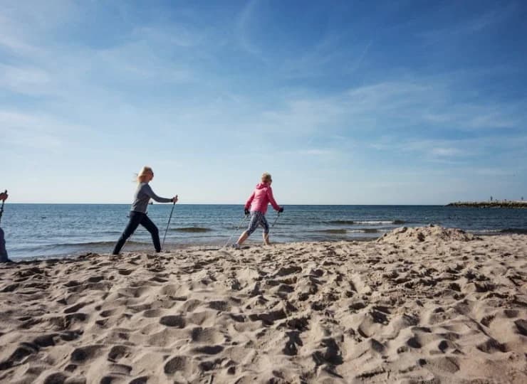 Hotel organizuje wycieczki nordic walking czy biegowe