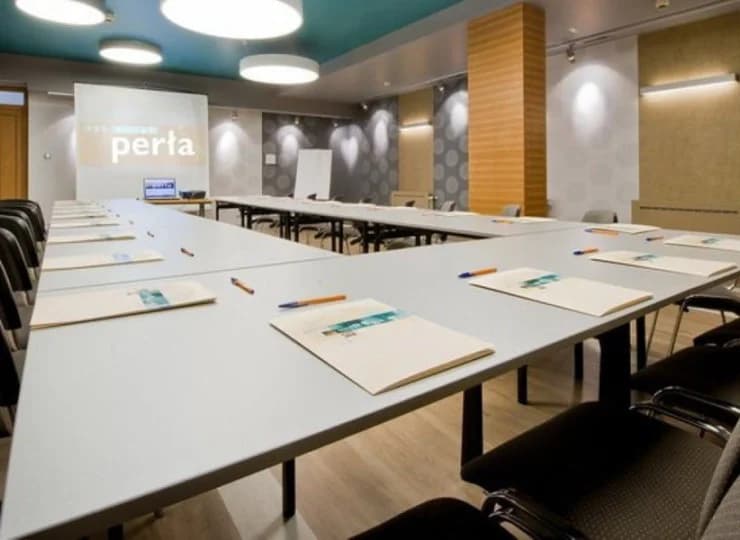 Hotel Perła dysponuje 3 salami konferencyjnymi