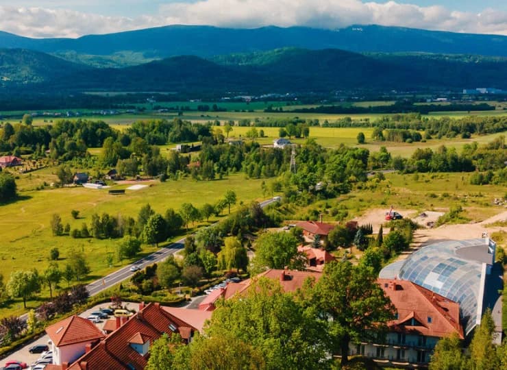 Z widokami na Karkonosze