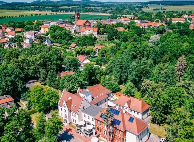 Hotel Niemcza jest urządzony w przedwojennej śląskiej rezydencji