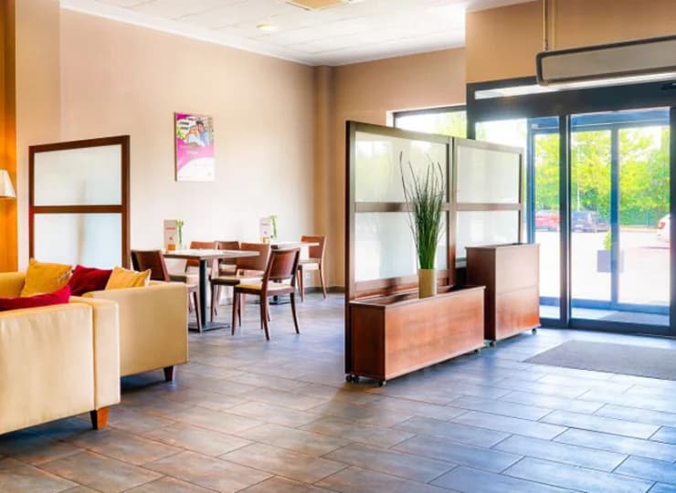 Hotel w Chorzowie obok przystanku Chorzów Batory
