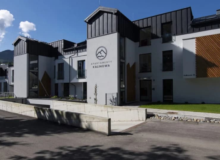 To nowy kameralny apartamentowiec z dwoma piętrami