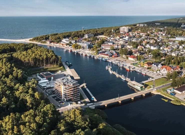 Apartamenty w Mrzeżynie nad rzeką i przystanią jachtową
