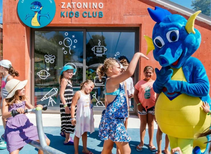 Zatonino to maskotka resortu