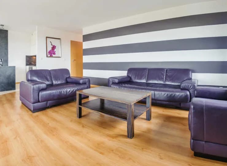 W niektórych apartamentach znajduje się część wypoczynkowa