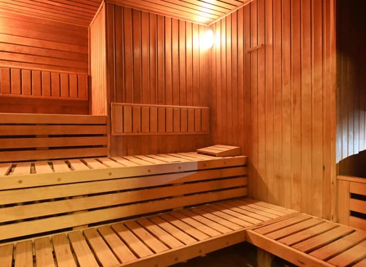 Hotelowe saunarium oferuje 6 rodzajów saun
