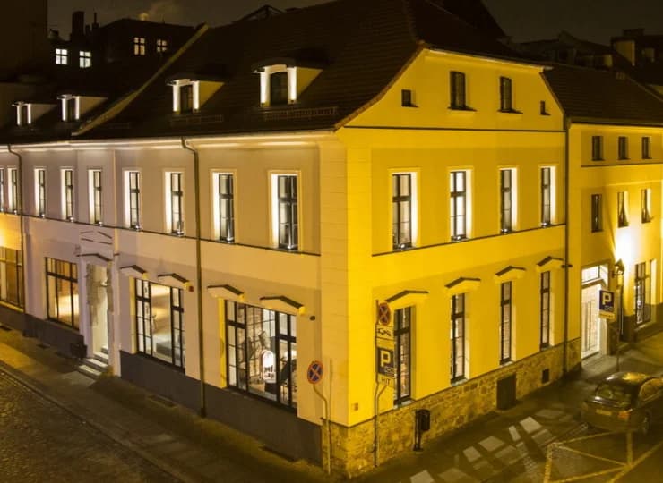 Hotel jest zlokalizowany w zabytkowej kamienicy