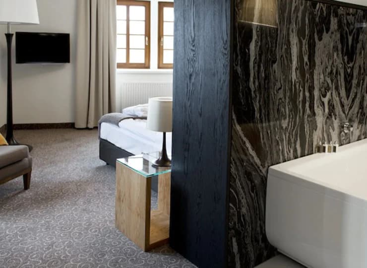 Wanna w apartamencie jest łatwo dostępna