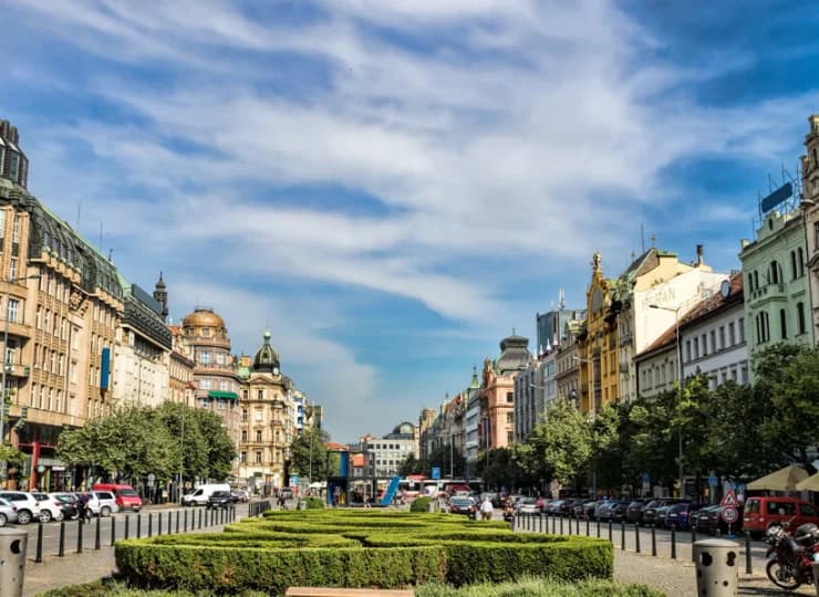Hotel był świadkiem wielu ważnych wydarzeń, dziś zachęca do zwiedzania Pragi