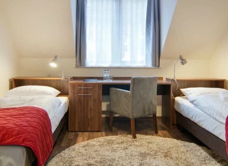 Pokoje wyposażono w telewizor z płaskim ekranem, WiFi i lodówkę