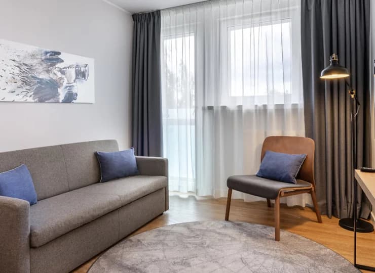 Obiekt oferuje nocleg w nowoczesnych apartamentach oraz pokojach typu studio