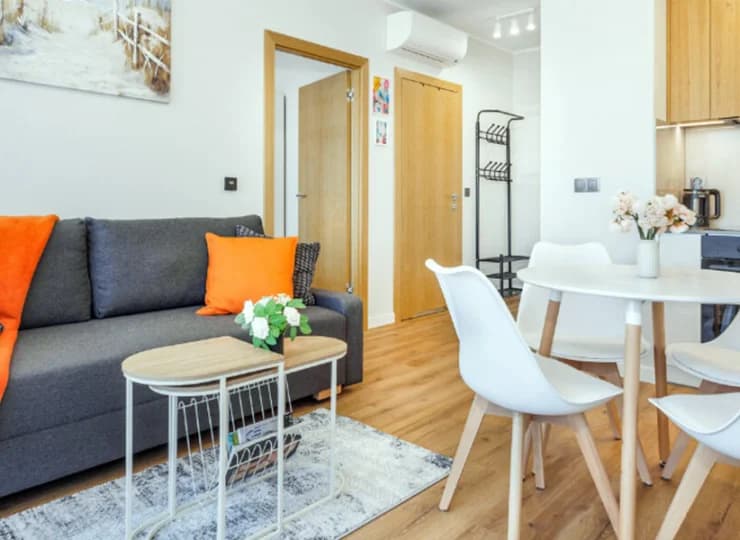Wielofunkcyjny pokój dzienny z aneksem kuchennym w Apartamencie Standard A35