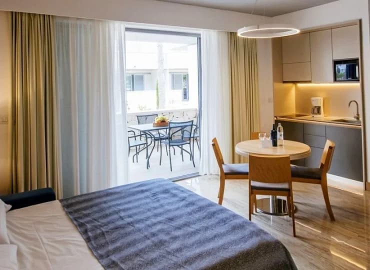 W każdym apartamencie jest aneks kuchenny