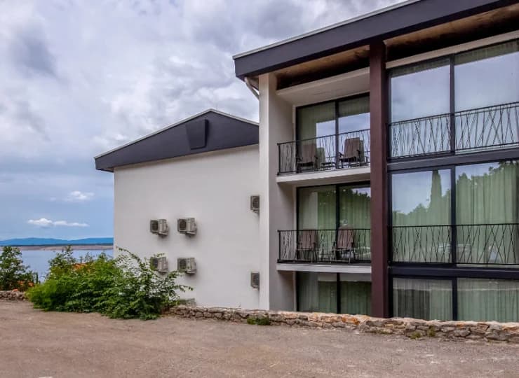 Hotel znajduje się 150 m od plaży