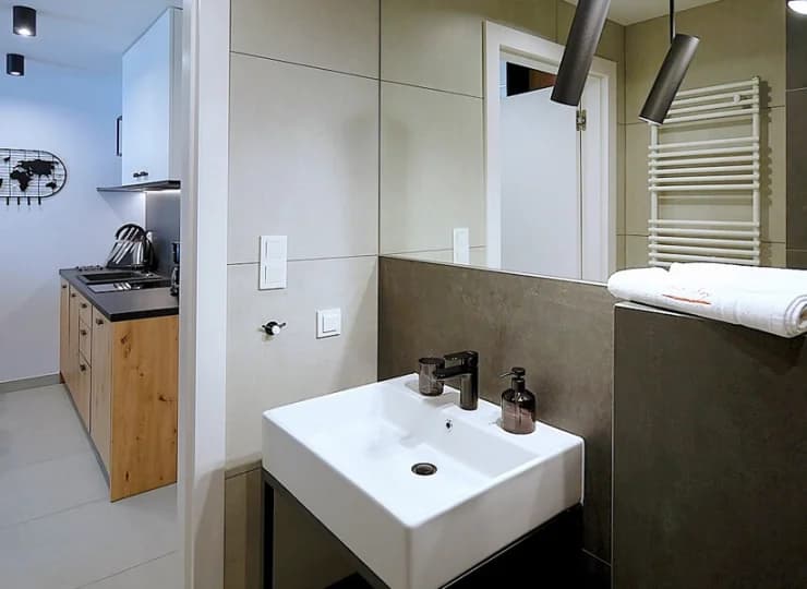 Każdy apartament ma własną łazienkę