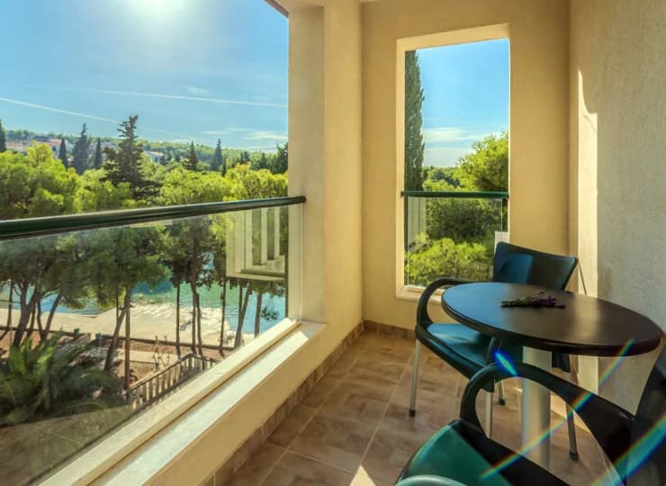 Balkon z widokiem na morze pokoju premium