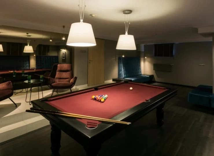 Sala bilardowa dostarczy rozrywki w gronie przyjaciół