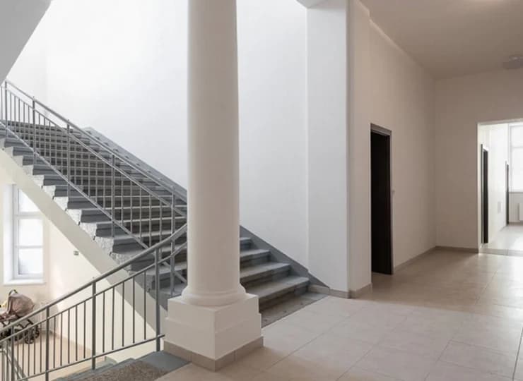 Budynek, w którym mieszczą się apartamenty, jest także odnowiony