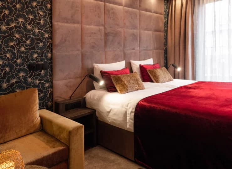 Obiekt oferuje apartamenty 2 i 4-osobowe z możliwością dostawek