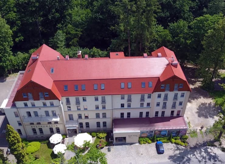 Obiekt posiada prywatny parking
