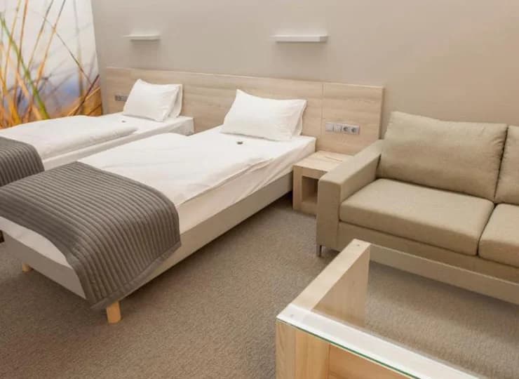 W apartamentach mieści się także część do dziennego wypoczynku