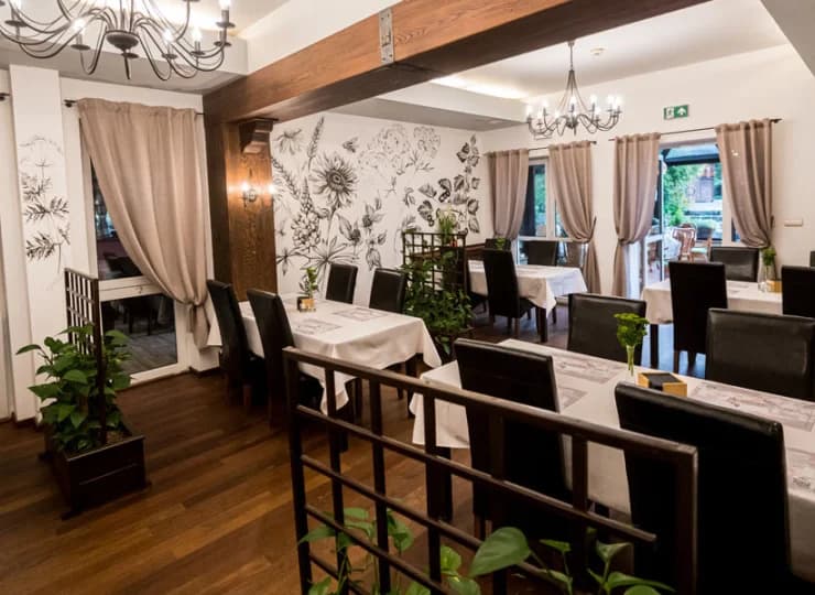 Restauracja zaprasza na pyszne dania kuchni regionalnej i europejskiej