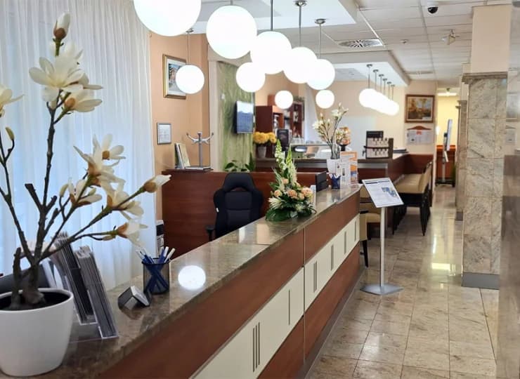 Recepcja hotelu działa całodobowo