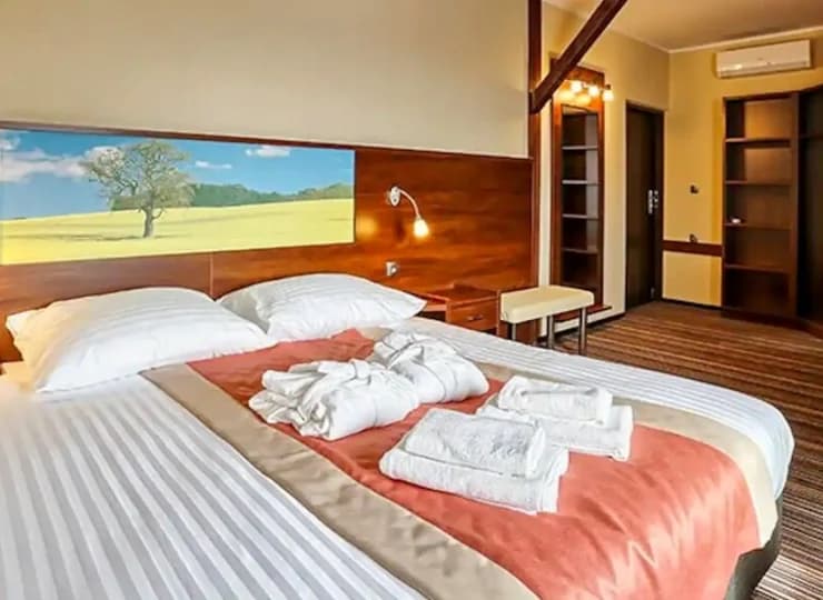 A także minibar
