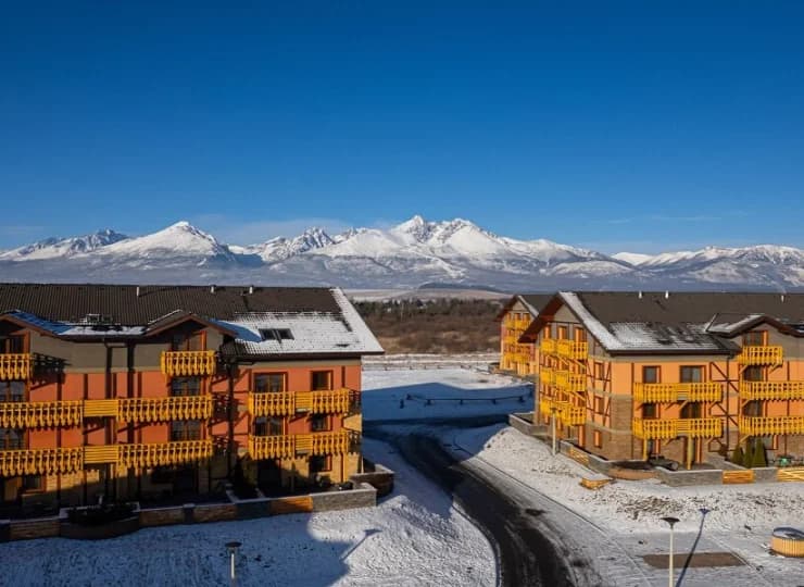 Kompleks stanowi doskonałą bazę wypadową do wycieczek w Tatry i na Spisz
