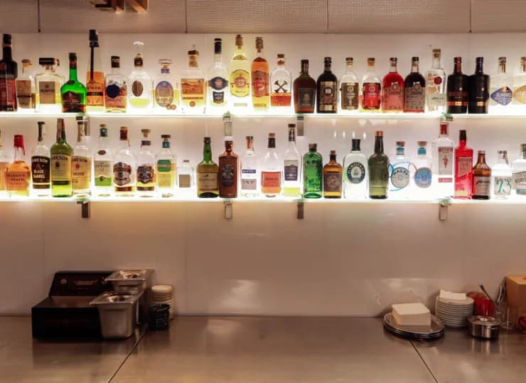 Jest tu szeroki wybór alkoholi