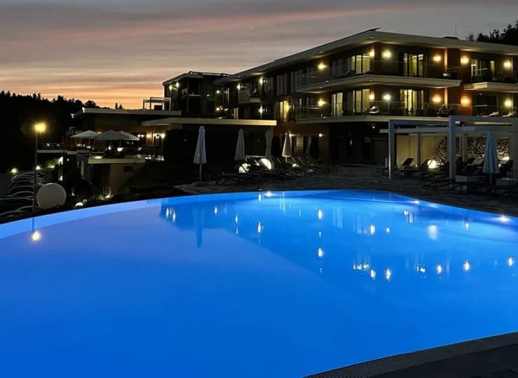 Hotel cechuje dyskretny luksus, naturalny, nowoczesny design oraz intymność
